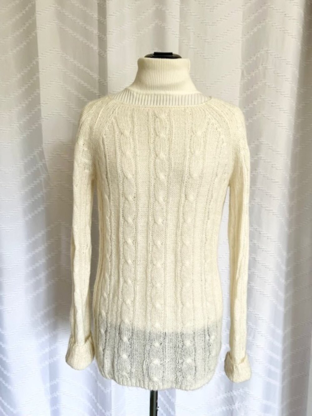 J CREW Cable Crewneck Soft Fuzzy Sheer Sweater Ivory Cream Size Small